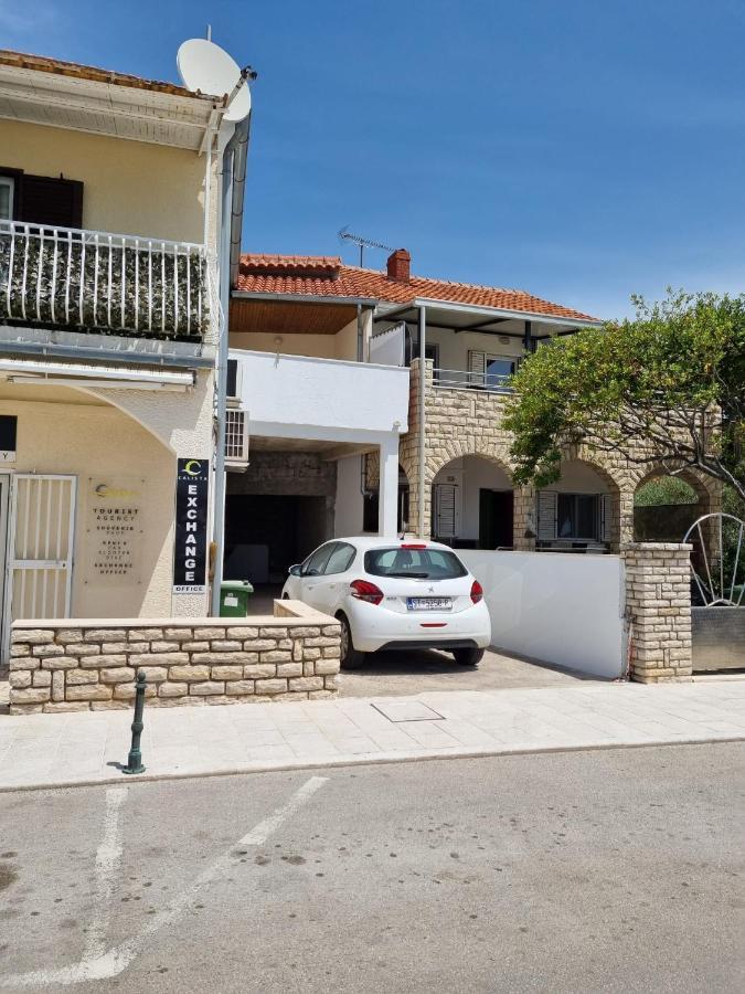 Apartman Smoljic 4+2 Primošten Esterno foto