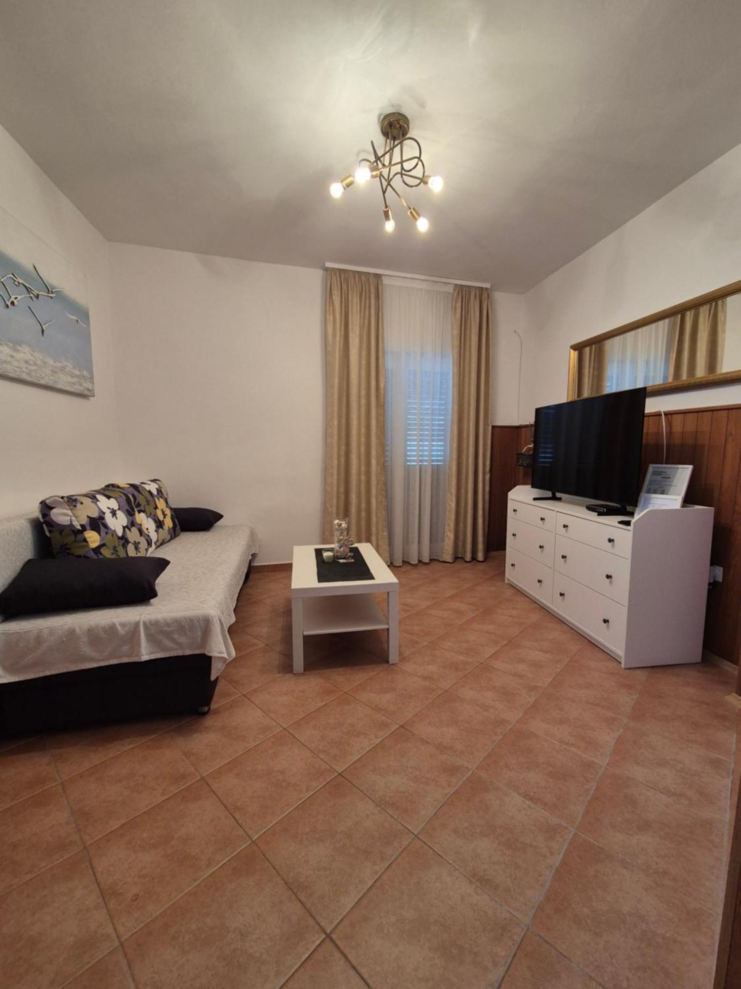 Apartman Smoljic 4+2 Primošten Camera foto